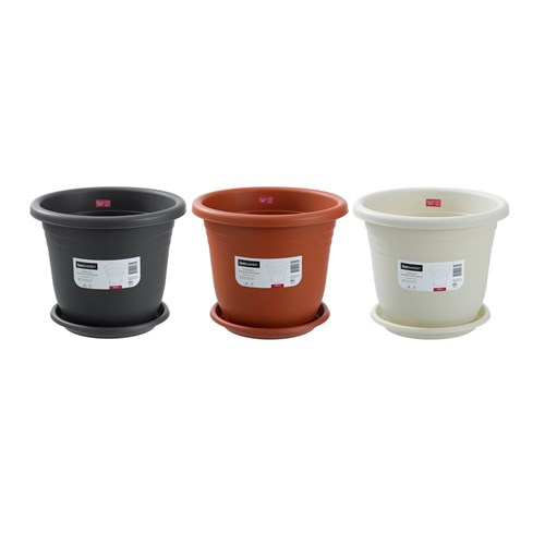 CLASSIC PLASTIC PLANTER POT