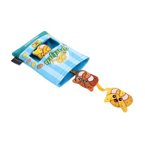 SNACK SURPRISE PRETZELS