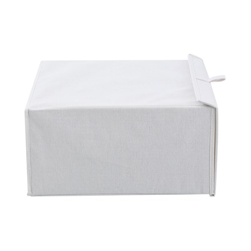 KLOSET LINEN CLOTHING STORAGE